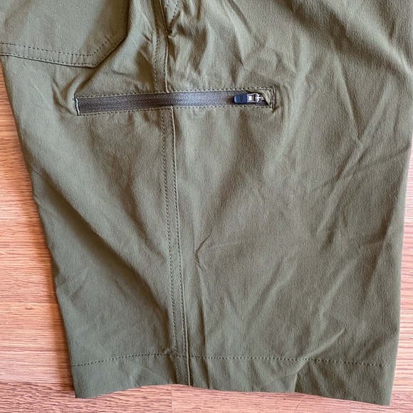 Ferossi Shorts 10” - Picture 8 of 10